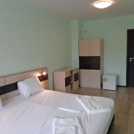 а. б. в. בית הארחה